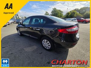 Renault Fluence EXPRESSION 1.5 DCI 90 4DR - Image 2