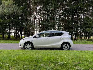 Toyota Aqua 2014 Automatic Hybrid - Image 4