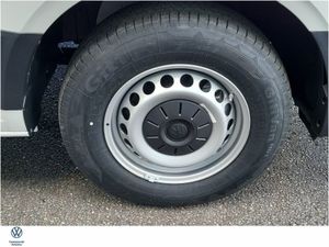 Volkswagen Crafter 35 LWB Highline 2.0 TDI 177BHP - Image 4