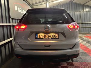 2017 Nissan X-Trail 1.6d SV 7 Seats Manual - Image 2