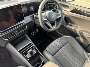Volkswagen Tiguan R-line 2.0tdi 150HP Auto - Image 3