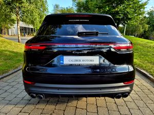 Porsche Cayenne 3.0 V6 E-Hybrid - Image 3
