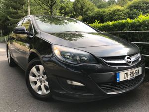 Opel Astra 1.6CDTi 110PS Deluxe Edition - Image 2
