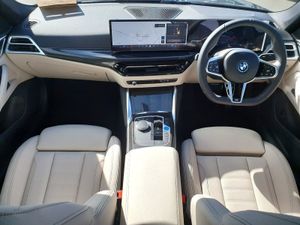 BMW i4 Edrive35 M Sport - Image 4