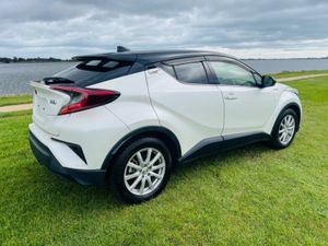 Toyota C-HR G Spec / Finance Available/ Two Tone - Image 4