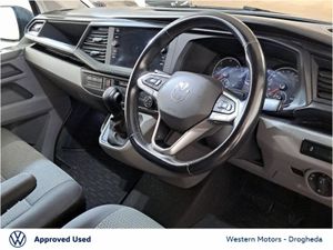 Volkswagen Transporter Transporter 4 Motion T6 TD - Image 4