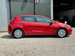 Kia Ceed 2014 low mileage - Image 4
