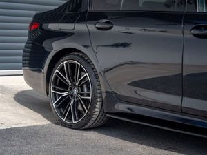 BMW 5 Series 530E M Sport - Image 4
