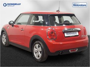 MINI HATCHBACK One - Image 3