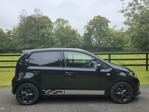 18 Skoda Citigo Monte Carlo 1.0 L 1 owner - Image 2