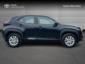 Toyota Yaris Cross YARIS CROSS LUNA 4DR AUTO - Image 3