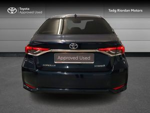 Toyota Corolla LUNA SPORT SALOON - Image 4