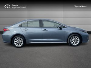 Toyota Corolla HYBRID LUNA SALOON - Image 3