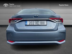 Toyota Corolla HYBRID LUNA SALOON - Image 4