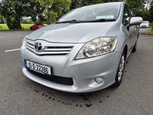 Lovely Toyota Auris 2010 Comes with New Nct - Image 3