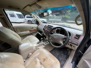 Toyota Hilux 2007 - Image 4