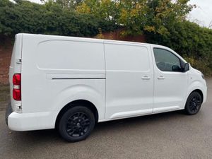 Vauxhall Vivaro 2.0 - Image 4