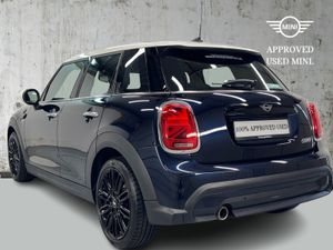 MINI Cooper Cooper 5dr Exclusive Auto - Image 2