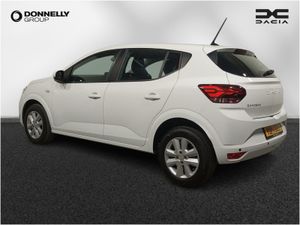 Dacia Sandero Hatchback Expression - Image 2