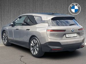 BMW IX Xdrive40 Sport Edition - Image 3