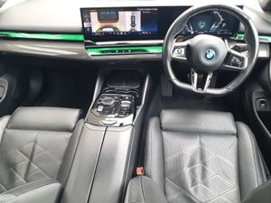 BMW 5 Series 530e M Sport - Image 4