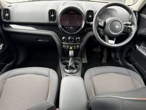 MINI COUNTRYMAN Cooper S E Classic - Image 4