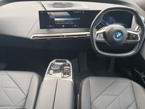 BMW IX Xdrive40 M Sport Edition - Image 4