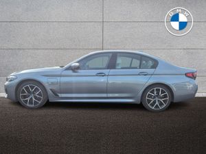 BMW 5 Series 545e Xdrive M Sport Saloon - Image 4