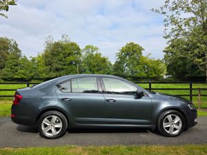 16 Skoda Octavia Ambition 1.6tdi - Image 2