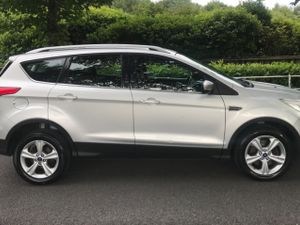 Ford Kuga 2.0TDCI SUV  Zetec 12 months warranty - Image 4