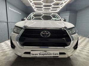 Toyota HiLux 2.4d4d Icon 148BHP D/C 4 - Image 2