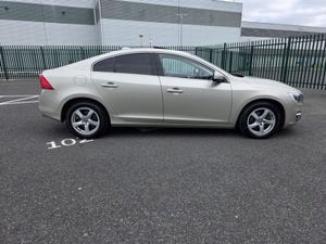 Volvo S60 2.0 Dci  Leather  Automatic  Low Mileag - Image 3