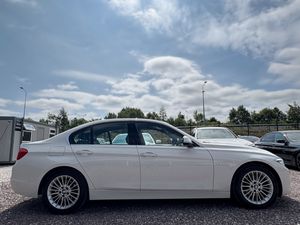 BMW 320D Automatic Luxury Very Low KM - Image 2
