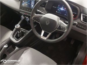 Renault Clio Hatchback Evolution - Image 4