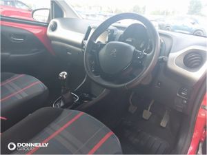 Peugeot 108 Hatchback Allure - Image 4