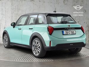 MINI HATCH Cooper C 5 Door - Image 2