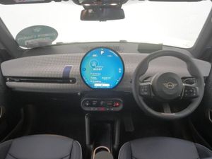 MINI HATCH Cooper SE - Image 4