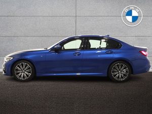BMW 3 Series 320i M Sport Saloon - Image 4