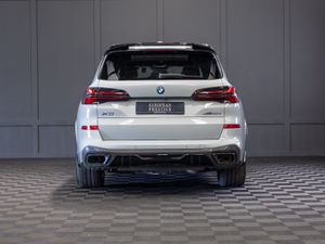 2024 BMW X5 X-Drive 50e M-Sport - Image 4