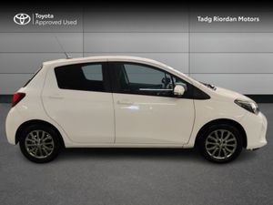 Toyota Yaris 1.33 VVT-I ICON 5DR - Image 3