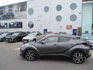 Toyota C-HR 2020 - Image 2
