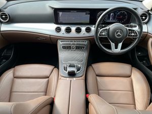 Mercedes-Benz E-Class E 220 D Avantgarde Automatic - Image 4