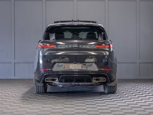 2024 Range Rover Sport P460e Dynamic - Image 4