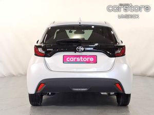 Toyota Yaris 1.0 PET Auto - Image 4