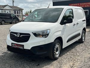 2021 COMBO 1.5 DIESEL *IMMACULATE* - Image 3