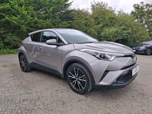 TOYOTA C-HR SOL HYBRID 4DR AUTO 2018(18) - Image 2