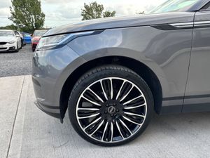 STUNNING 2018 LAND ROVER RANGE ROVER VELAR TD4 - Image 4