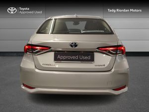 Toyota Corolla LUNA SALOON - Image 4
