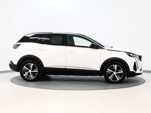 *107* 2023 Peugeot 3008 1.6 gt auto - Image 3