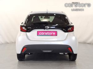 Toyota Yaris 1.0 PET Auto - Image 4